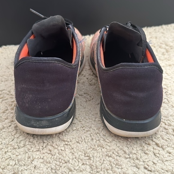 Women’s Nike Free Sneakers - Size 8 - Multicolor - Picture 6 of 10